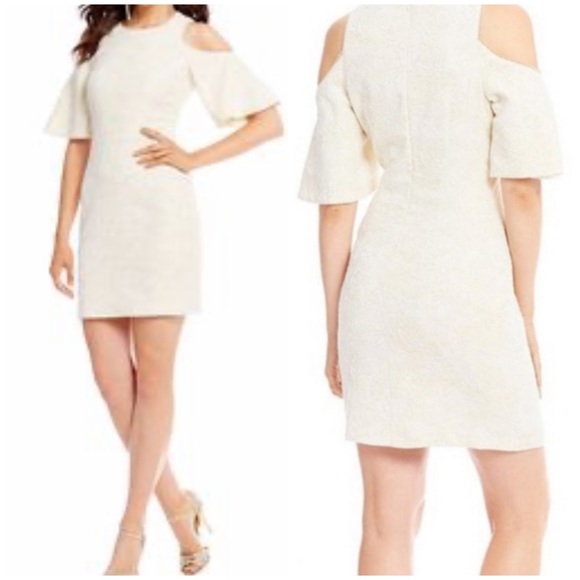 Badgley Mischka Dresses & Skirts - Belle Badgley Mischka Cold Shoulder Dress